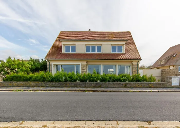 Villa De La Plage - A Ver Sur Mer